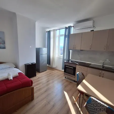 Apartment Bliri Zogu I Zi *