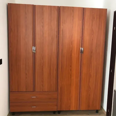 Bliri Zogu I Zi Apartment *